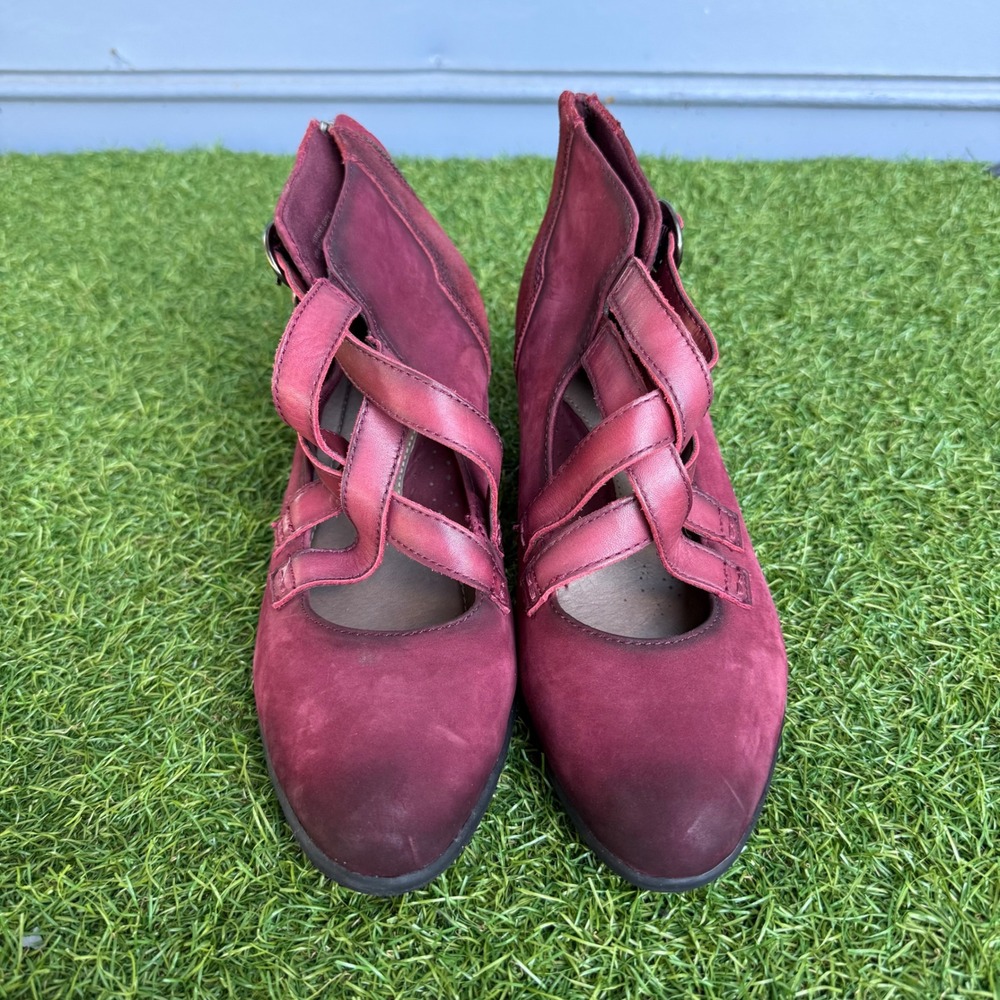 Earth Origins Merlot Leather Strappy Heeled Ankle Boots Womens Size 8 Whimsigoth